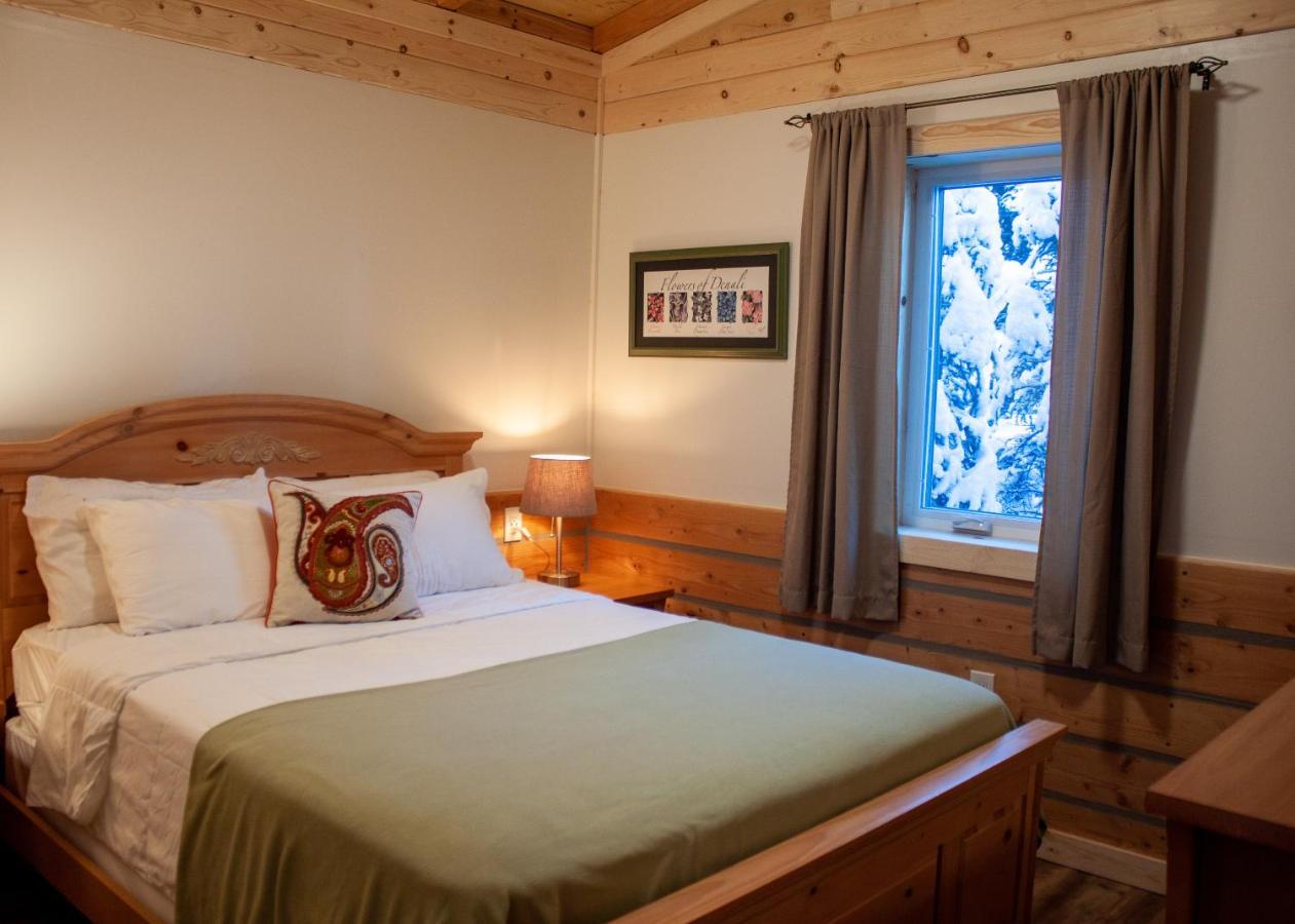 Denali Wild Stay - Moose Cabin, Free Wifi, 2 Private Bedrooms, Sleep 6 Healy Bagian luar foto
